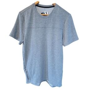 Luxe Tee Mens SM Gray Knit Short Sleeve Media Zip Pocket Casual Activewear NWT‎